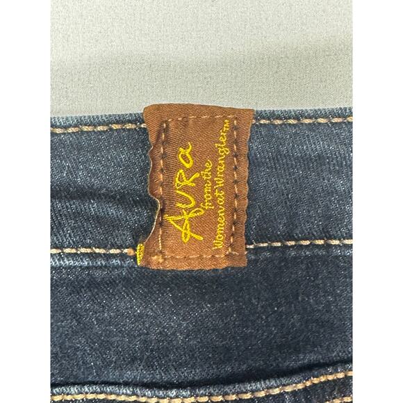 Aura by Wrangler Women's Straight Leg Blue Denim Jeans - Size 10S (32x29.5) - Picture 3 of 4
